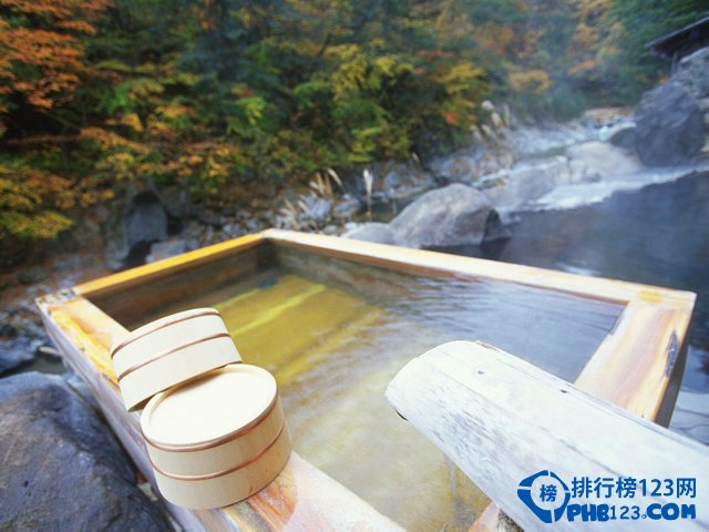 世界10大最惬意的泡汤温泉排行榜插图5