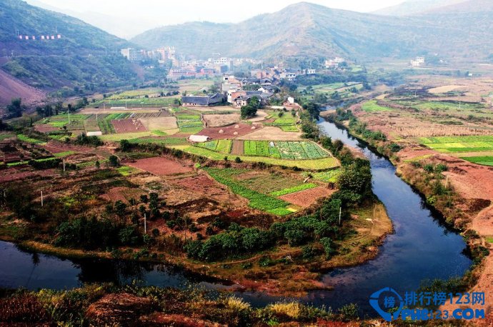 中国十大特色古镇排行榜插图8