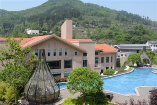 贵阳十大风景区排行榜：蓬莱仙界园上榜，息烽温泉第九插图8