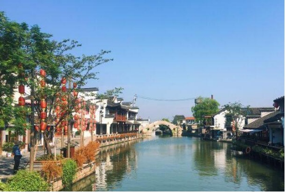 中国十大古镇 凤凰古城排名第六,第二乌镇风景如画插图3