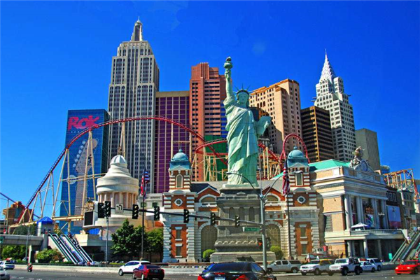 世界十大旅游景观：埃菲尔铁塔上榜、第九修建花了五个世纪插图6