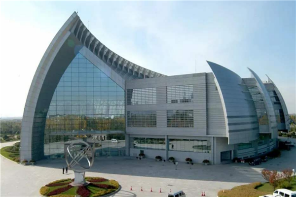 哈尔滨免费景区排名 二龙山风景区与太阳岛风景区景色优美插图1