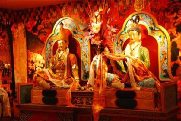 西宁市内必去景点，日月山一点两景色，别过错插图7