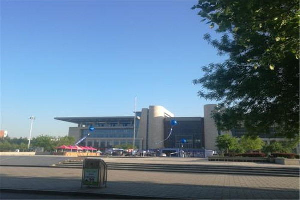 沧州十大热门展馆排名:沧州博物馆上榜,第十佛教艺术插图3 沧州十大热门展馆排名:沧州博物馆上榜,第十佛教艺术插图3