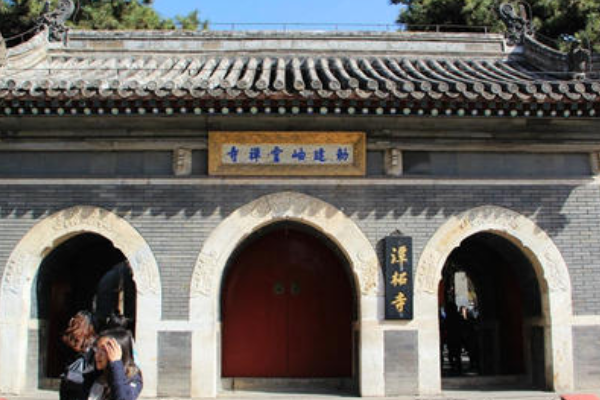 中国十大求财最灵的寺庙 杭州灵顺寺最灵验，玉佛寺最大插图4