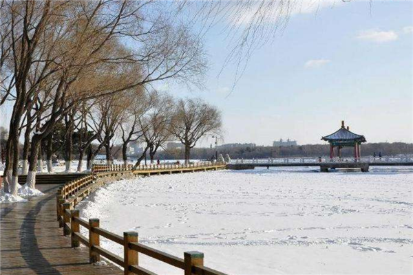 长春抖音五大热门景点 南湖公园有着网红喷泉这有山上榜插图