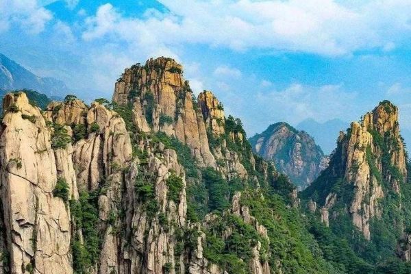 9-10月国内最佳旅游地排行榜 九寨沟上榜桂林不去可惜插图3