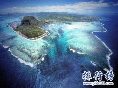 世界十大海岛排名：世界上最美的海岛马尔代夫将会沉没插图6