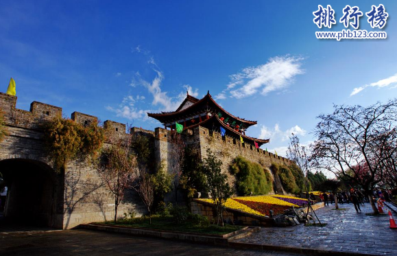 暑假去哪儿好玩又省钱?暑假穷游十大最佳景点插图6