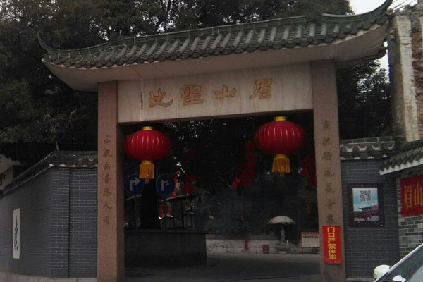 广州十大著名寺庙,大佛寺强势上榜，六榕寺强势夺魁插图2