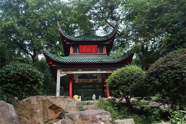 长沙十大最受好评景点 岳麓山排第一，最后一名是植物园插图