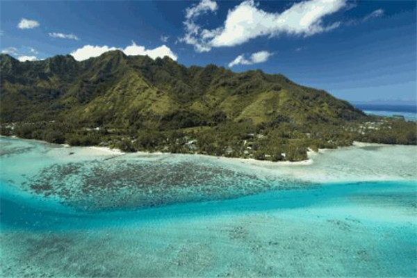 世界十大岛群 马尔代夫风景绝美，夏威夷群岛必去插图4