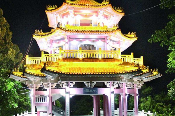 鞍山十大风景名胜排行榜:玉佛山上榜,第八是陨石坑插图9 鞍山十大风景名胜排行榜:玉佛山上榜,第八是陨石坑插图9