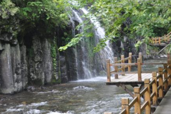 中国十大人少好玩的景点：武功山上榜，它因溶洞著名插图6