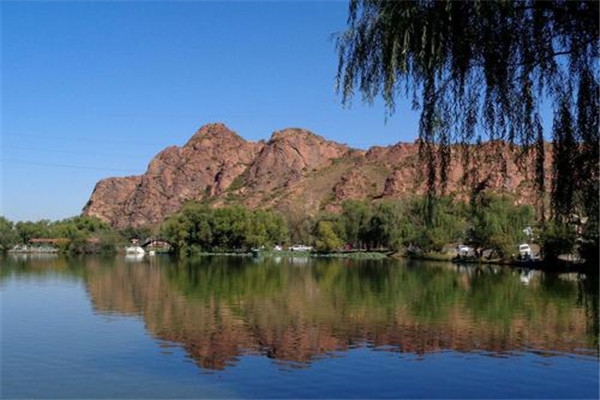 赤峰十大风景名胜排名:心景花海上榜,第6蒙元文化主题插图4 赤峰十大风景名胜排名:心景花海上榜,第6蒙元文化主题插图4