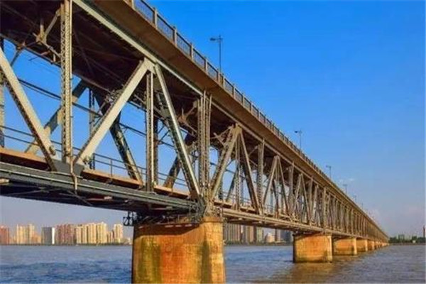 杭州红色旅游景点排行榜:钱塘江大桥上榜 第十纪念英雄连队插图2