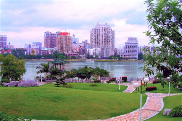 云浮十大公园广场排名：百合广场上榜，第四新开不久插图7