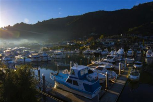 盘点新西兰最美十大小镇 皇后镇登顶瓦纳卡景色秀丽插图5