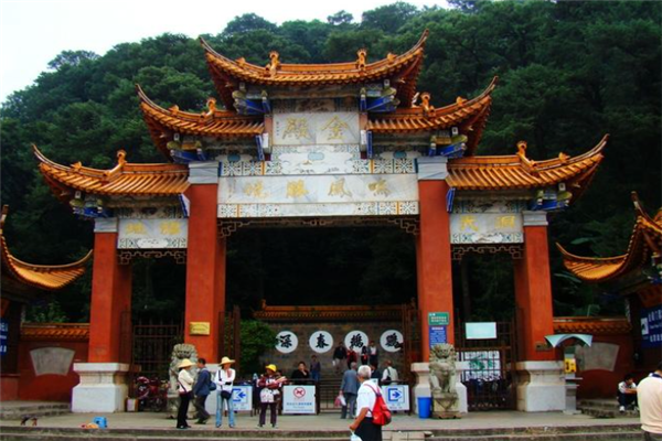 昆明十大最受欢迎景点：鸣凤山金殿上榜，第一风景秀丽插图9