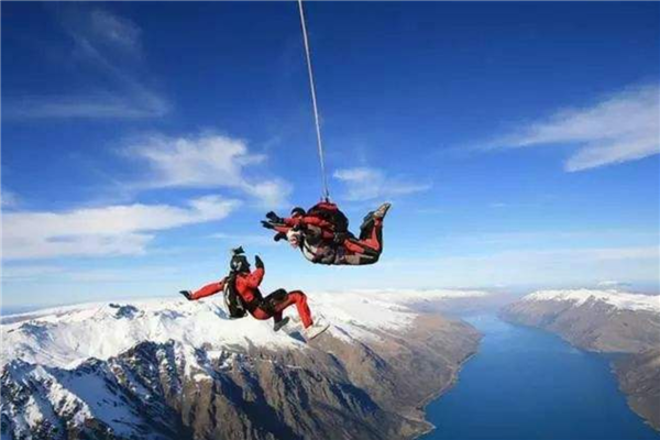 新西兰不能错过的5个风光小镇 皇后镇景色优美戈尔上榜插图1