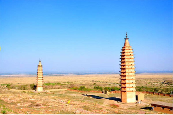 宁夏旅游必去十大景点 黄沙、湖泊与壁画，总有你想看的插图6