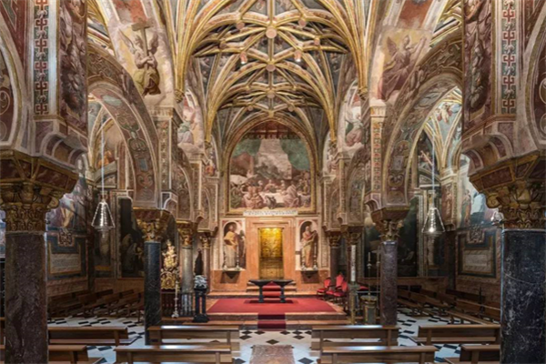 西班牙十大名胜古迹：帕尔马大教堂上榜，第十有哥伦布的棺椁插图2