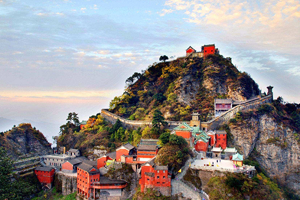 中国十大爬山好去处:黄山第二 第一有不计其数的珍稀动植物插图3