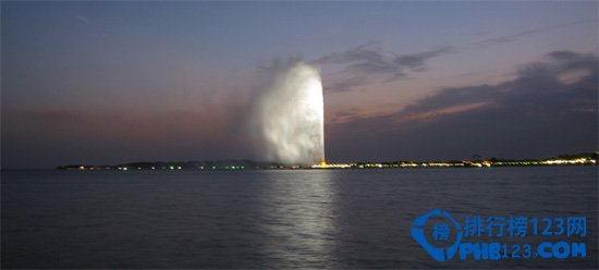 世界上最高的喷泉:法赫德国王喷泉插图1