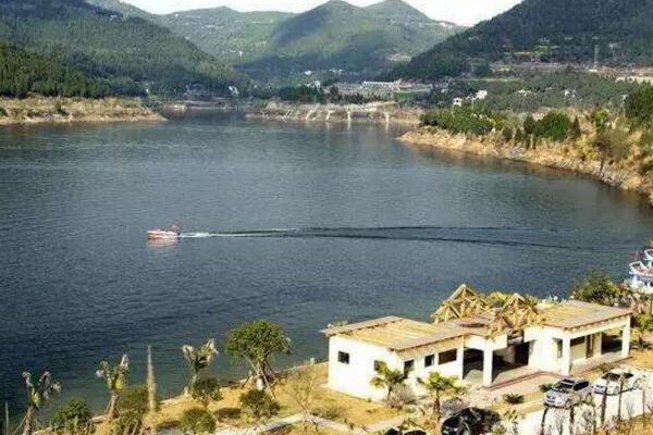 南充最好玩的地方推荐 南充好玩的地方排行榜插图8