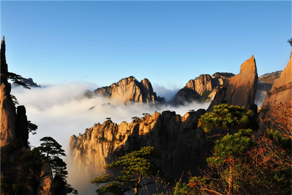 2020夏季爬山好去处 崂山景色秀美 长白山避暑圣地插图2