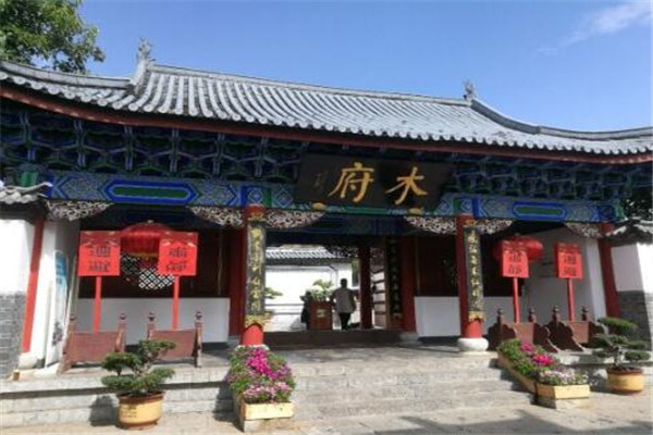 丽江最好玩的地方推荐 丽江地区好玩的地方排行榜插图3