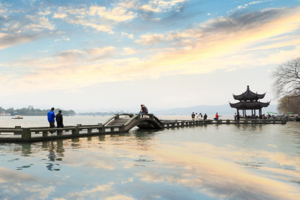 中国十大最值得去的景点，张家界武陵源与海南三亚亚龙湾上榜插图7