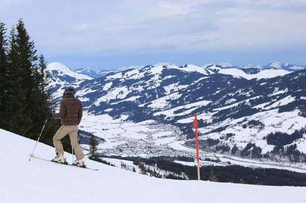 全球十大雪场排行榜 瑞士多个滑雪场上榜，圣莫里兹最值得一去插图7