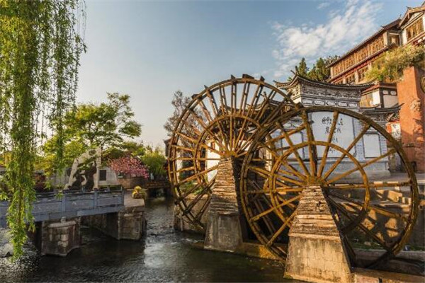 丽江最好玩的地方推荐 丽江地区好玩的地方排行榜插图6