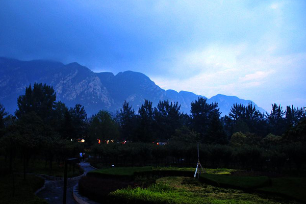 郑州十大爬山好去处排行榜：始祖山/太室山上榜，各个有传说插图1