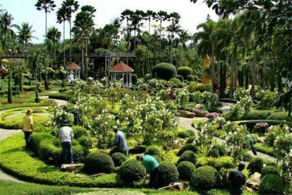世界最令人惊艳的十大花园 侬律花园美到无可挑剔,你想去吗插图1