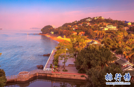 中国好玩的地方有哪些?中国旅游必去十大景点排行榜插图2