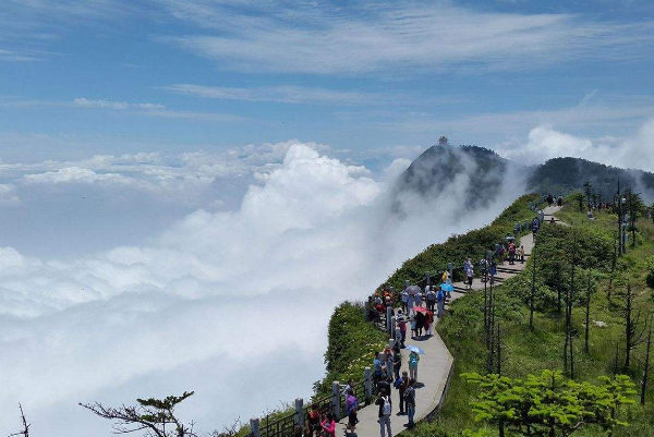 四川必去的十大景点：九寨沟上榜，它始于春秋战国插图3