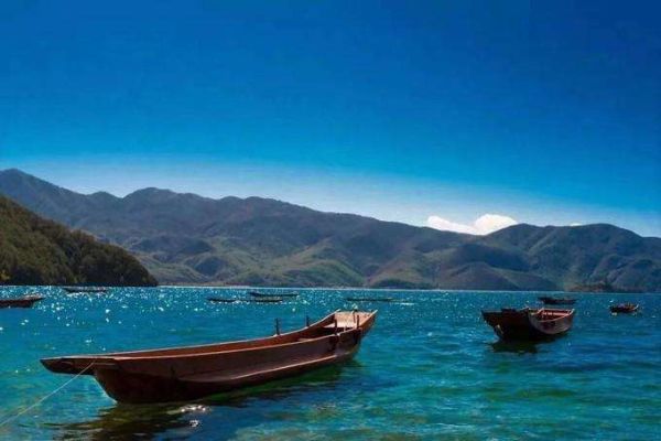 拍照必去的十大景点 故宫威严壮观稻城亚丁景色秀丽插图5