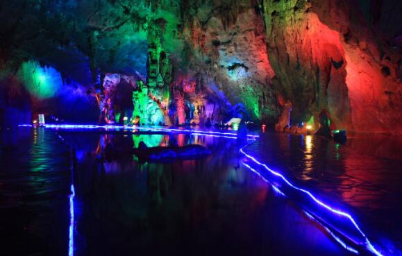 清远好玩的地方排行榜 古龙峡的玻璃桥世界最宽插图3