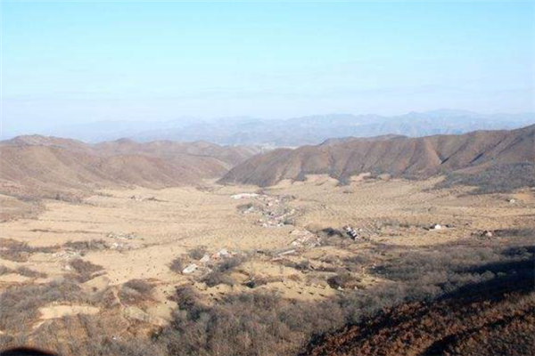 鞍山十大风景名胜排行榜:玉佛山上榜,第八是陨石坑插图7 鞍山十大风景名胜排行榜:玉佛山上榜,第八是陨石坑插图7