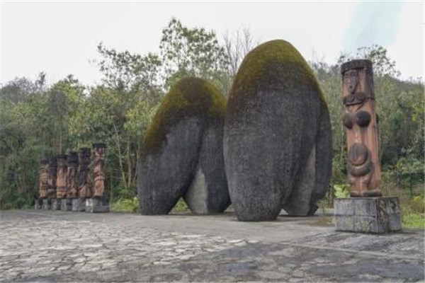 曲靖最好玩的地方推荐 曲靖好玩的地方排行榜插图1