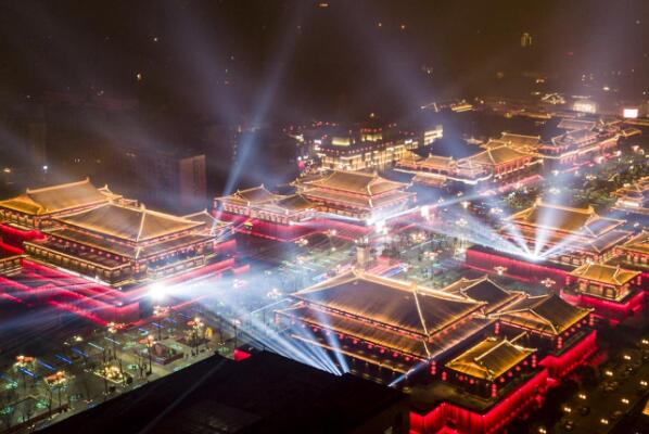 国内最适合带父母出游的10个地方 故宫第一，灵隐寺上榜插图2