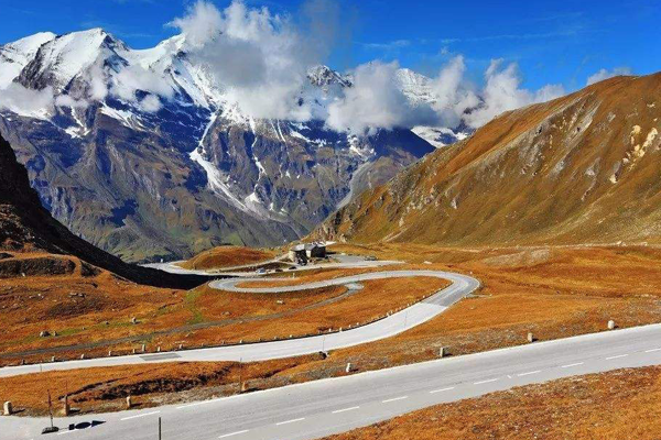 世界十大最美公路排行榜：美国6地上榜，中国一条男人必去插图5