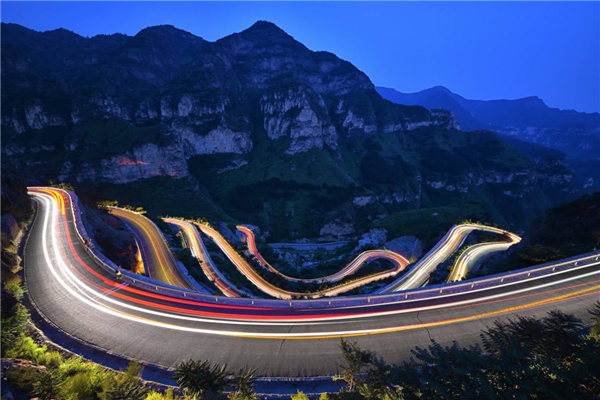 中国十大盘山公路 怒江七十二拐吸引众多极限爱好者插图3