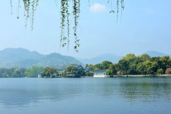 拍照必去的十大景点 故宫威严壮观稻城亚丁景色秀丽插图1