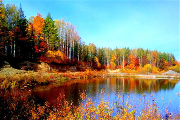 10月国内最佳旅游地点排行榜：蛟河红叶谷上榜，第2在新疆插图9