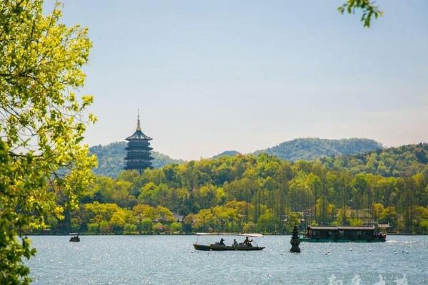 国内五一十大热门景点 黄果树瀑布宏伟壮观鼓浪屿适合拍照插图2