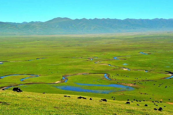 甘肃十大最好玩的地方:天然绿洲月牙泉上榜  已经流淌千年插图4