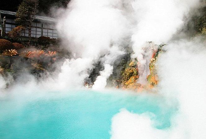 全球十大温泉排行榜 每一个都宛如仙境，带你感受自然界的奇迹插图